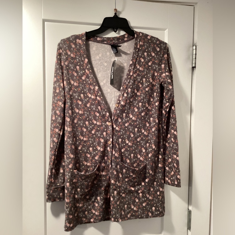 NWT Agnes‎ & Dora Essential Cardigan